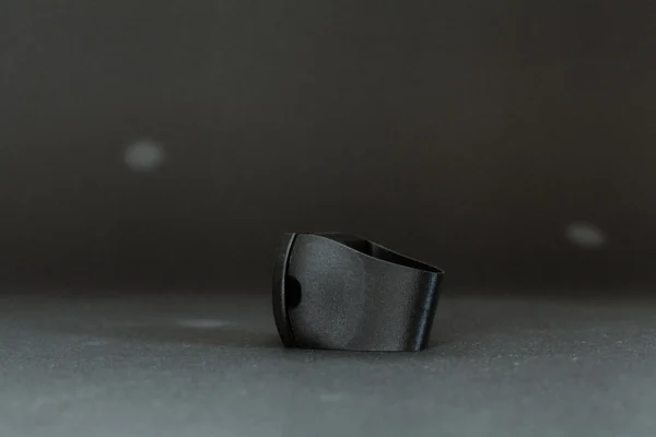 watts and grams MONO Halterung in der Seitenansicht